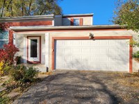 1221 Calico Ave  Naperville, IL 60564