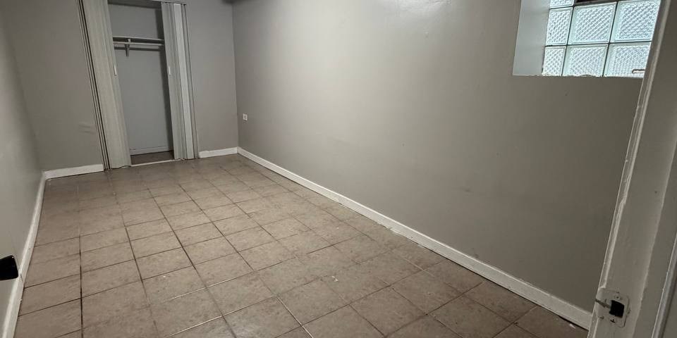 10053 S La Salle St,Chicago,IL-61167-0