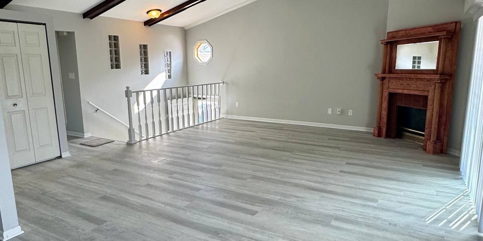 9749 Parkway Dr ,Highland,IN-62214-8